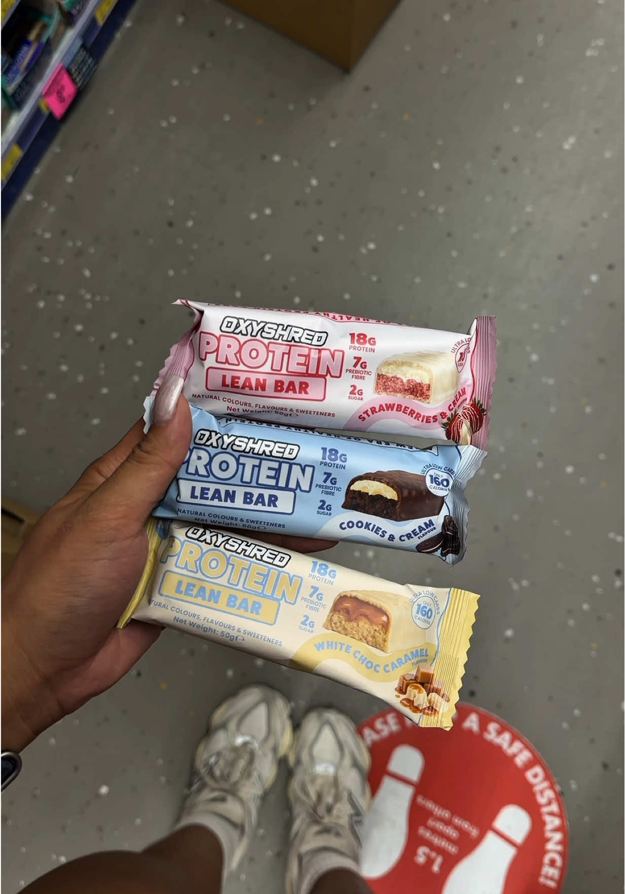 My non-negotiable in my routine… @OxyShred Energy Protein Lean Bar with unbeatable macros, unmatched flavour and for only 160 calories 🤩