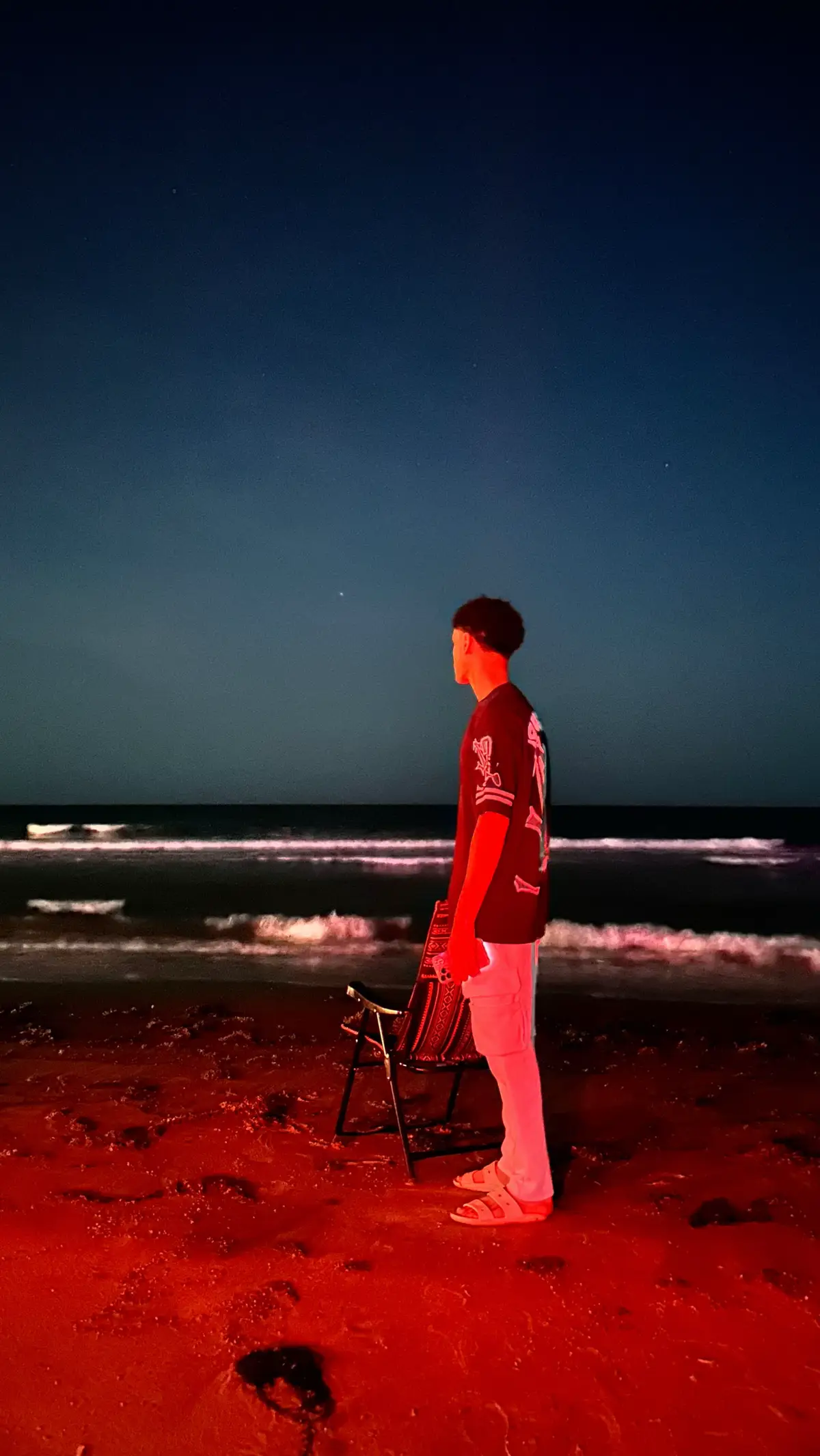 العين التي تمتلئ بك لن تنظر لغيرك حاضراً كنت او غائباً 🤍🔒. #عشوائيات 