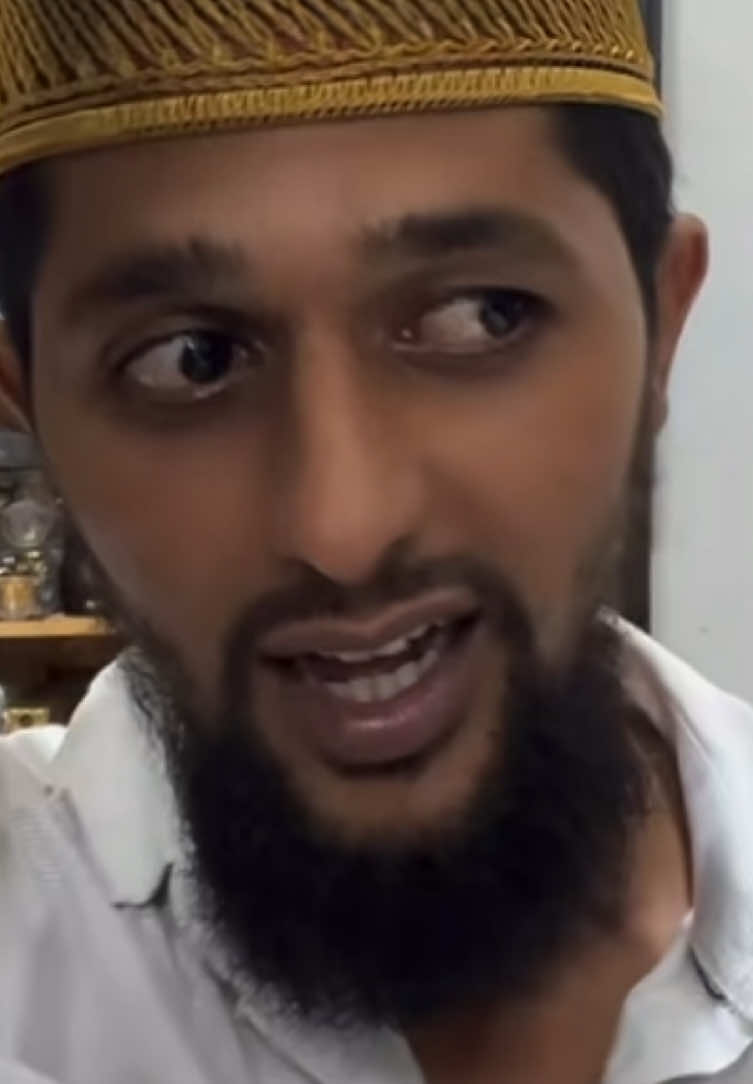 Pilih lah tutup putih🤙🏼@Rizqy Pasar Kurma Malang #rizqypasarkurma #rizqypasarkurmamalang #malang #malanghits 