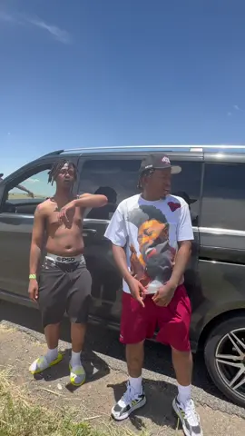 CAN YOU GUESS WHO I GOT ON THE REMIX ?! 🔥🔥 #emteerecords #emtee #emteethehustler #recommendations #gunna 