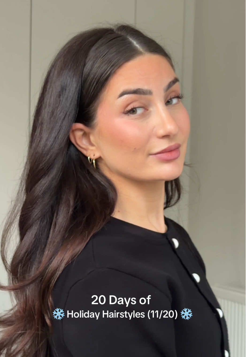 Day 11 of 20 Holiday Hairstyles ❄️ Try this quick and easy festive hairstyle that keeps your hair down but off your face. Perfect for Christmas parties, winter events, or cozy holiday days when you still want to look cute and put-together Products 🎀 @Living Proof, Inc. Hairspray  @Dyson UK Airwrap @Kérastase hair serum   #holidayhairstyles #FestiveHair #easyhairstyles #christmasbeauty #hairtutorial 