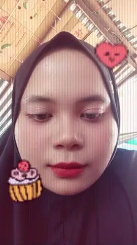 gatau liriknya  jdi kekginilah 🤣