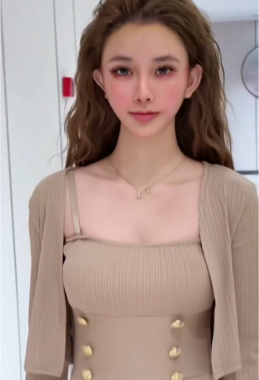 Nâng cơ không xâm lấn, khôi phục đường nét khuôn mặt tự nhiên #nângcơmặt #xuhuong #làmđẹp #facelift #hcm #nànghiệnđại 