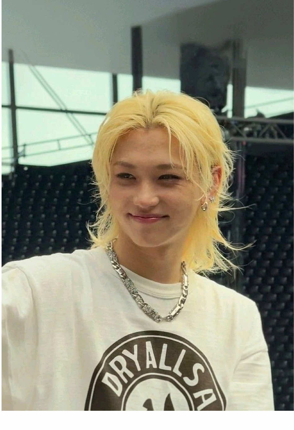 Lol mi amor por Felix cada vez es más grande #straykids #stay #felix #kpop #tiktokponmeenparati @TikTok @Stray Kids 