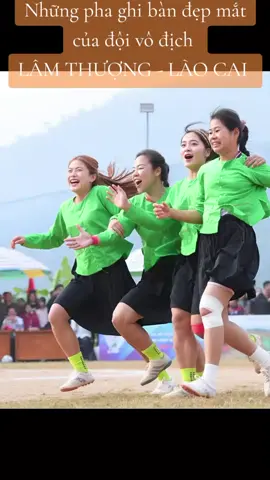 #xuhuong  Những pha ghi bàn đẹp mắt và hành trình tiến tới chức VÔ ĐỊCH giải bóng đá nữ Dân Tộc Thiểu số do Tỉnh QUẢNG NINH tổ chức. hôm qua: 7-12-2025 diễn ra Trận chung kết giữa đội LÂM THƯỢNG - LÀO CAI và MÔNG DƯƠNG - QUẢNG NINH. Chiến thắng thuộc về đội LÂM THƯỢNG, với tỉ số 4-1. Xin chúc mừng chị em toàn đội LÂM THƯỢNG đã có chiến thắng tuyệt vời.