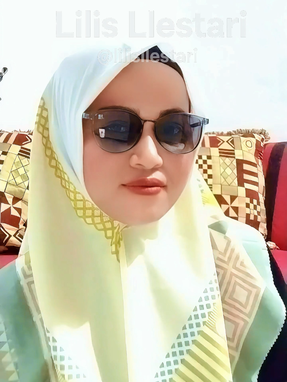 Membalas @nelsi..bou Kacamata Baca dan jalan Keren #promoguncang1212 #kacamatabaca #kacamatabacaplus #kacamatabacadanjalan #kacamatabacaautofokus 