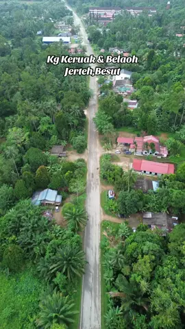 View atas kg keruak dan belaoh hulu besut yer 🥰🫡 07/12/25 4.30pm #naturalvibes #suasanakampung #tenangkanhati #dji #Langittenang 