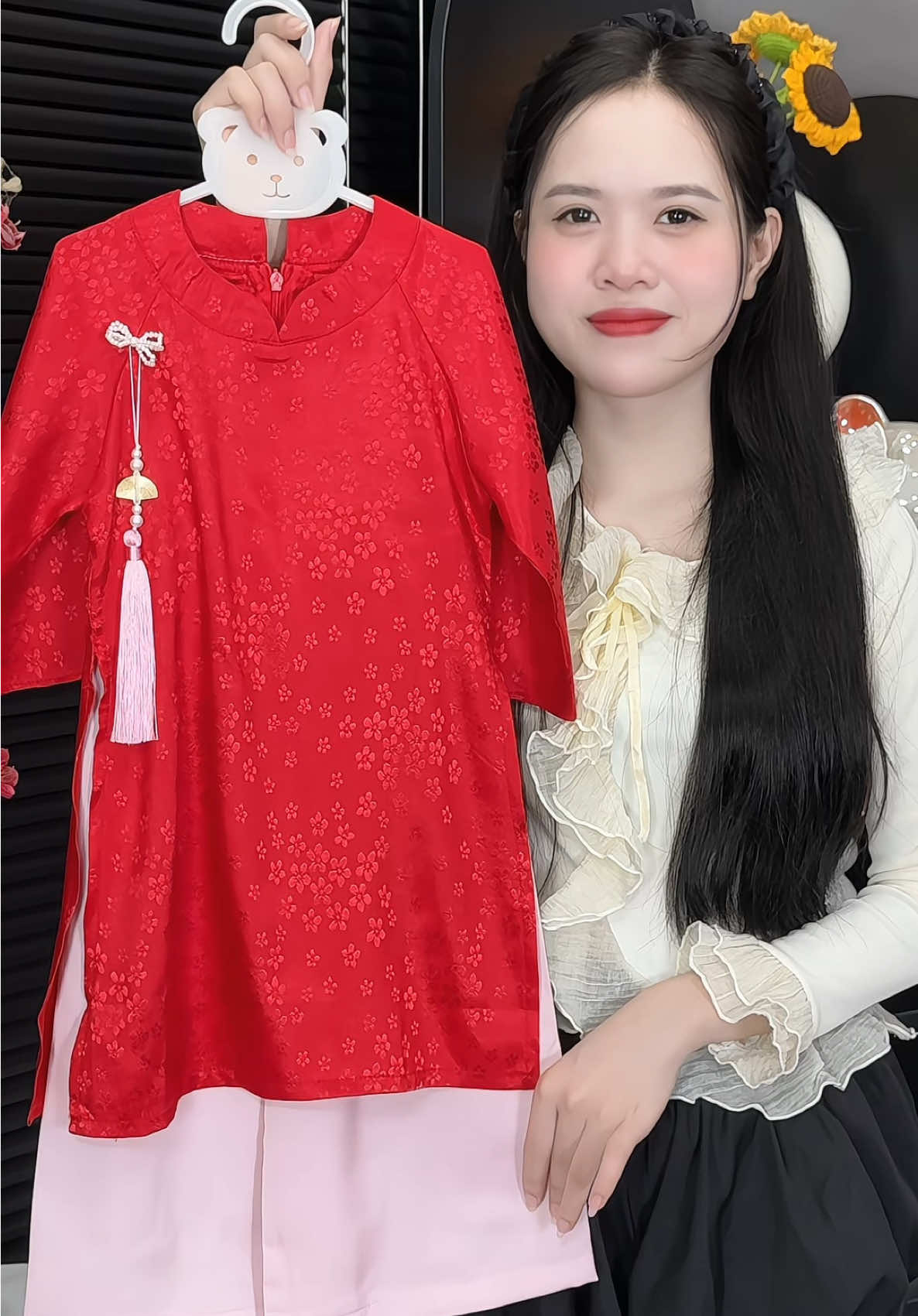 Áo dài tết cho bé #phamdiutb #thoitrangtreem #aodaitetchobe #aodaichobe 