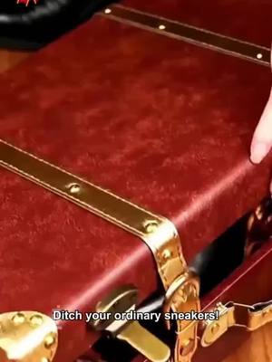 Herren-Lederstiefeletten mit doppeltem seitlichem Reißverschluss und spitzer Zehenpartie