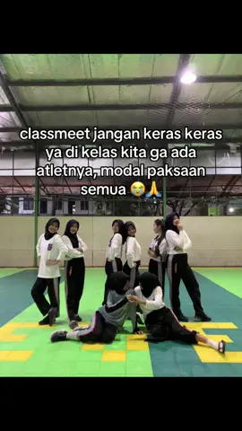 10%lari 90%ketawa 😢🥰 #classmeeting #lewatberanda #fypage 