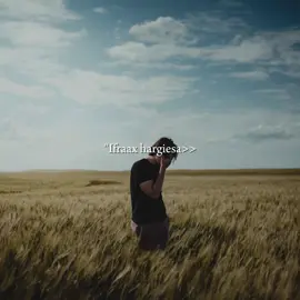 #fyp ifraax hargaysa mid ka mid ah fanaaniinta dumarka kuwooda ugu codka macaan ee ay qariyeen yurub geenyo, khadra silimo, hodan A/rahman #somalitiktok #somalilyrics🌺😕💎 #naanolyrics #foryou 