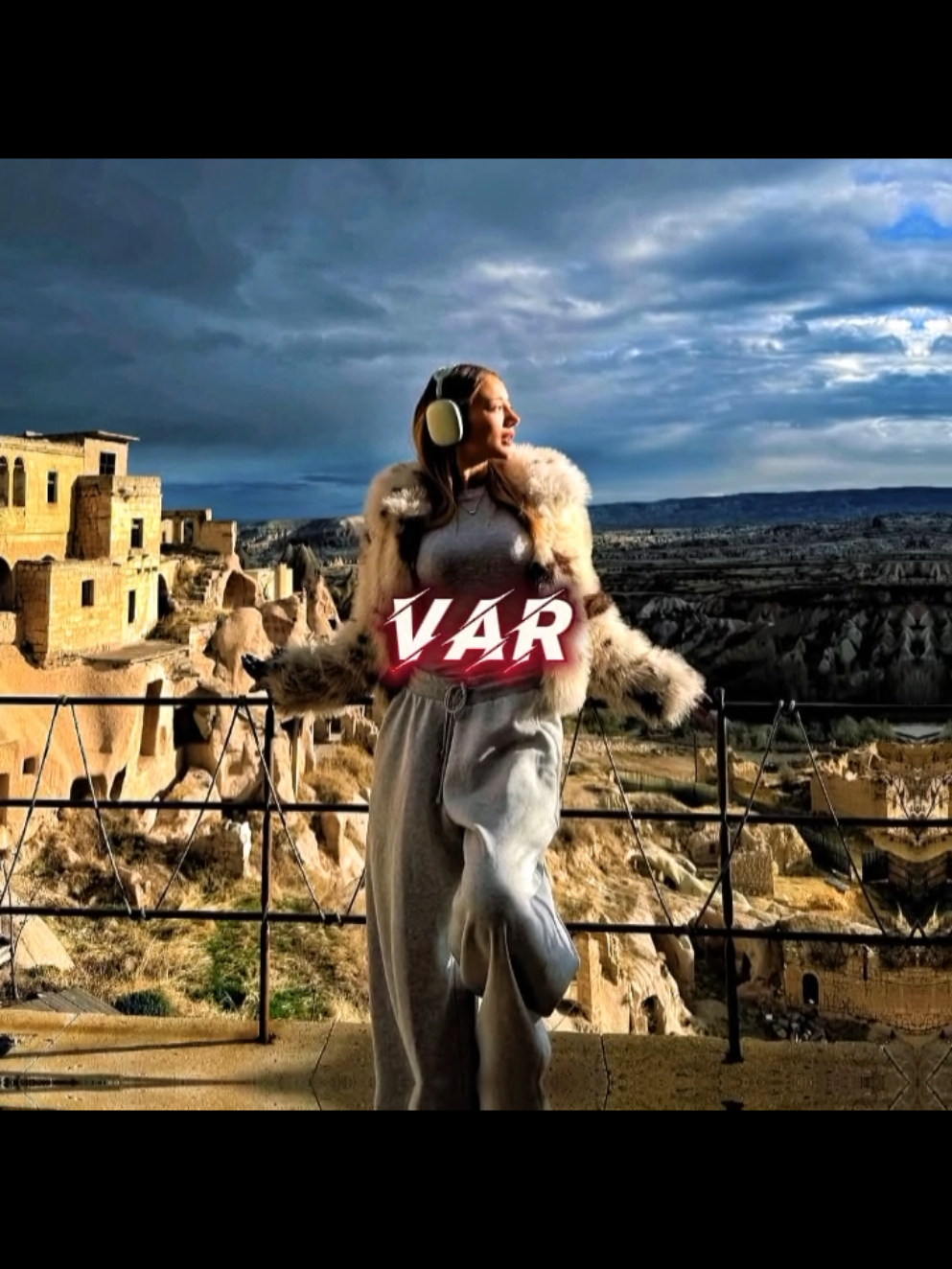 #CapCut senin bence gidesin var 💔@Aleyna Kalaycioglu #CapCut #newsingle #kesfet 