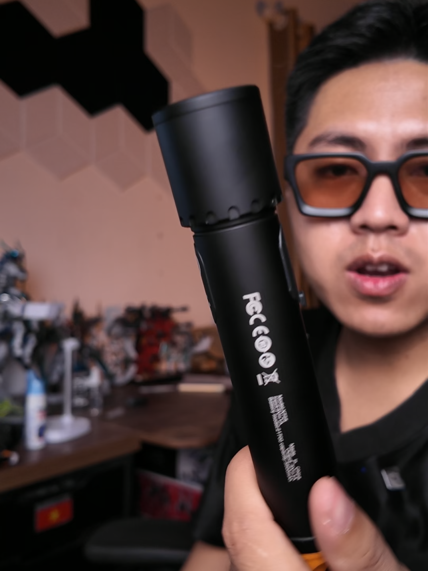 Đèn pin cầm tay đa năng TZ5, độ sáng cao, nhiều chế độ sáng, vỏ hợp kim dày dặn