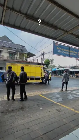 Wani ne kok kroyokan koyo rarep mati wae kemaki mu cet plecet👊 •#fyp #sopirtruck #ragasaherexstyle #masukberandafyp #sopirtrukpunyacerita@𝓓𝓪𝓿𝓪 