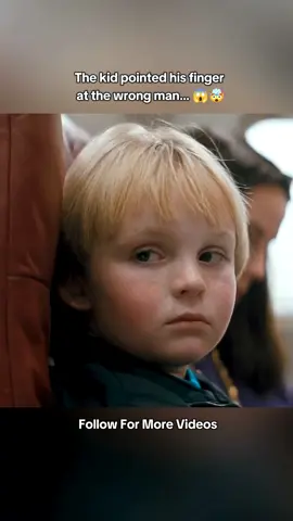 “What he saw next will give you goosebumps 😨👀” #MovieTok #HollywoodMovies #MovieExplained #StoryExplained #FYP 