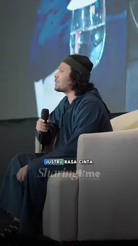 Berbeda pendapat itu hal yang wajar, namun tetap berikanlah ridho kepada anak 🧑‍🧑‍🧒‍🧒🩶 〰️〰️〰️〰️〰️〰️〰️〰️〰️〰️〰️〰️〰️〰️〰️ Jadwal Sharing Time UHA InsyaAllah: 21 Desember: PADANG 18 Januari: PONTIANAK 25 Januari: KENDARI 22 Februari : JAKARTA 1 Maret : SURABAYA 21 Juni : MAKASSAR Cara daftarnya di website ➡️ sharingtimeuha.com 😊 #sharingtime #hananattaki #ayahamanah #padang #kendari