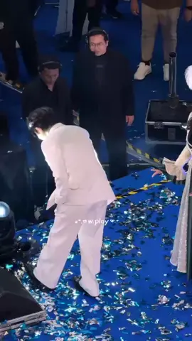 Cinderella est dan sepatu pantofel nya😂🤭 #centralrama9xwilliamest #williamest 