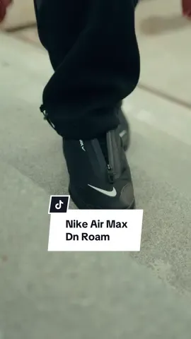 Nike Air Max DN Roam sunt, fără doar și poate, una dintre cele mai versatile perechi de sneakers pentru stradă. Tehnologia Air Max îi face super confortabili, iar silueta minimalistă, împreună cu fermoarul easy-access, îi face ușor de purtat în orice outfit. Asortați cu gama Nike Tech, completează atât un look sport sharp, cât și un look urban relaxat, fără niciun efort. Gasiti intregul fit in magazinele GRID si pe GRID-SPORT.RO.