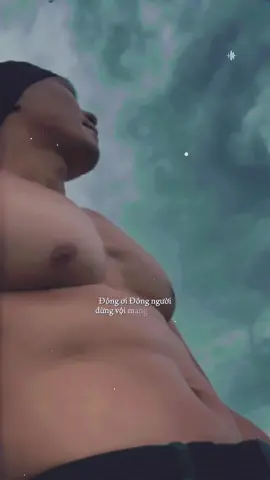 Đông đến rồi! Mấy đứa lười vận động nhớ mặc ấm vào nha! Chứ mình vận động cả ngày! Chỉ có một mùa duy nhất! Mùa đổ mồ hôi#gym #daklak47 #đanong #tâynguyên #nongdan 