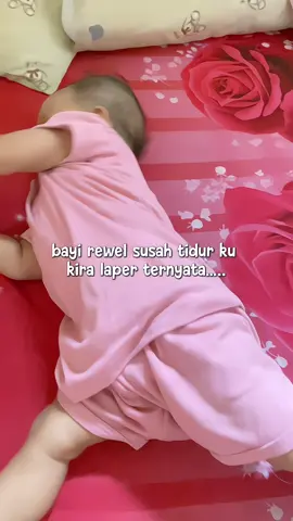 Bayi rewel susah tidur ku kira laper ternyata kembung & kolik. Biasanya newborn mengalami ini, newmom perlu tau cara atasinya nih. Ini nih calming cream rekomendasi dr aku😘🤗       #calmingcream #loubaby #antikembung #antikolik #bayinangis 