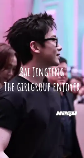 Xiaobai's doing GG songs challenge compilation is here🥰 you can see how cute and manly he's at the same time in every vid🤣🫶 Ayok doain xiaobai bisa challenge langsung ama girlgroup's member one day🤭🤣 #BaiJingting #白敬亭 #girlgroup #challenge #actorchinese  © most of the vids are from wonwoncity on X. 