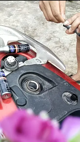 Súc béc xăng Libitu bảo dưỡng xe máy dễ dàng tại nhà xe chạy khỏe ít hao xăng không xì khói #baoduongxemay #sucbecxang #chamsocxetainha #tienichcuocsong #chamsocxe @Hảo còi 