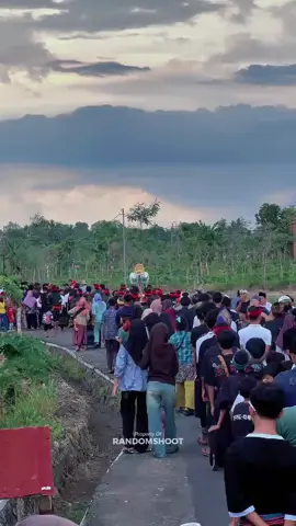 ngiring Montong tangar 