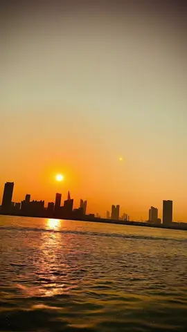 اب یہ بھی نہیں ٹھیک کہ ہر درد مٹا دیں کچھ درد کلیجے سے لگانے کے لیے ہیں #bahrainsvibes #bahrain #🇧🇭 #beautiful #View 