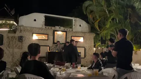 Nhờ tik tok giữ làm kỉ niệm cho em với nhá 😗#miyakojima 。 #xuhuong tym cho nó nổi với nhá  みんな👍