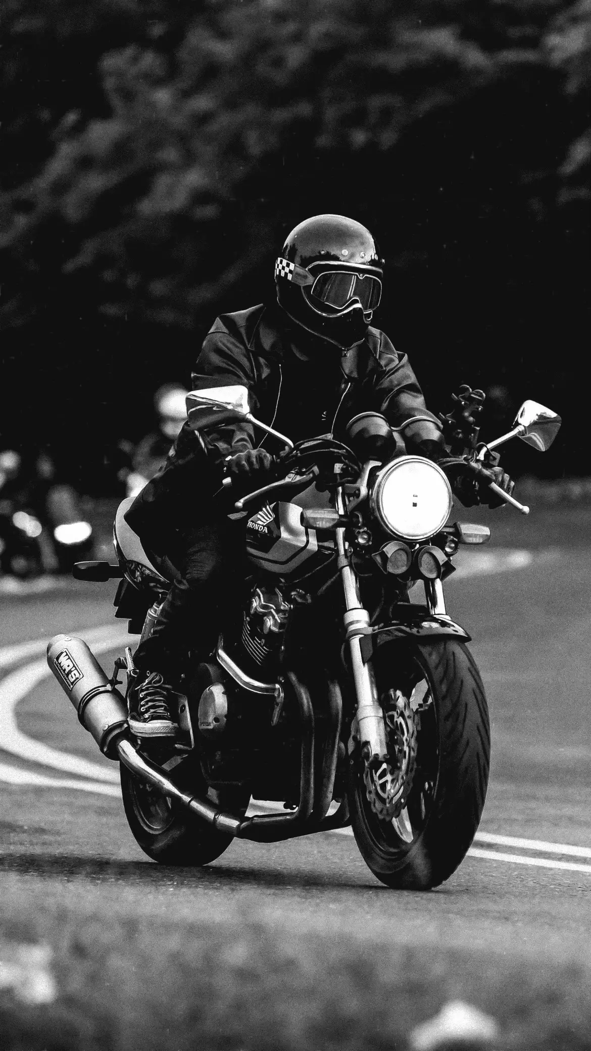 and it’s definitely better than drugs #honda #cb400sf 