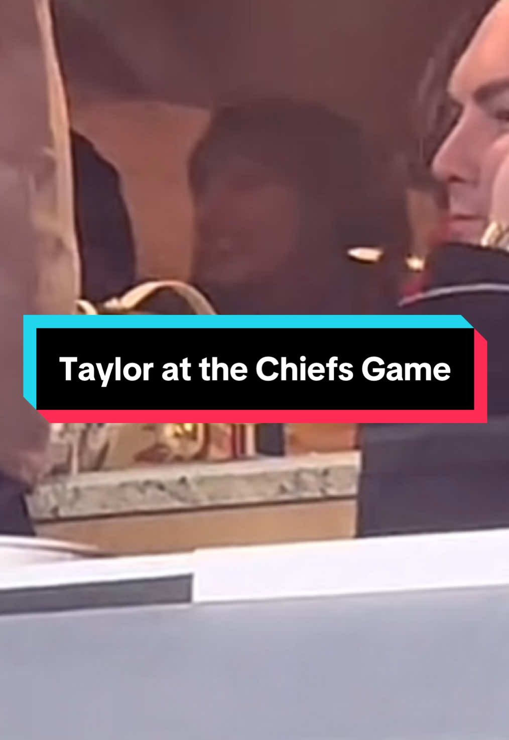 Cheering for them>>>>>  @concertandvinyl_spam snagged the cutest little moment here 🥹🫶🏻 #taylorswift #traviskelce #chiefskingdom 