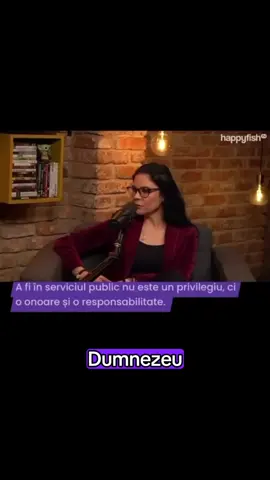 Pentru voi ce inseamna a fi in serviciul public? #anabirchall #ticktock #fyp #viral #viralvideos 