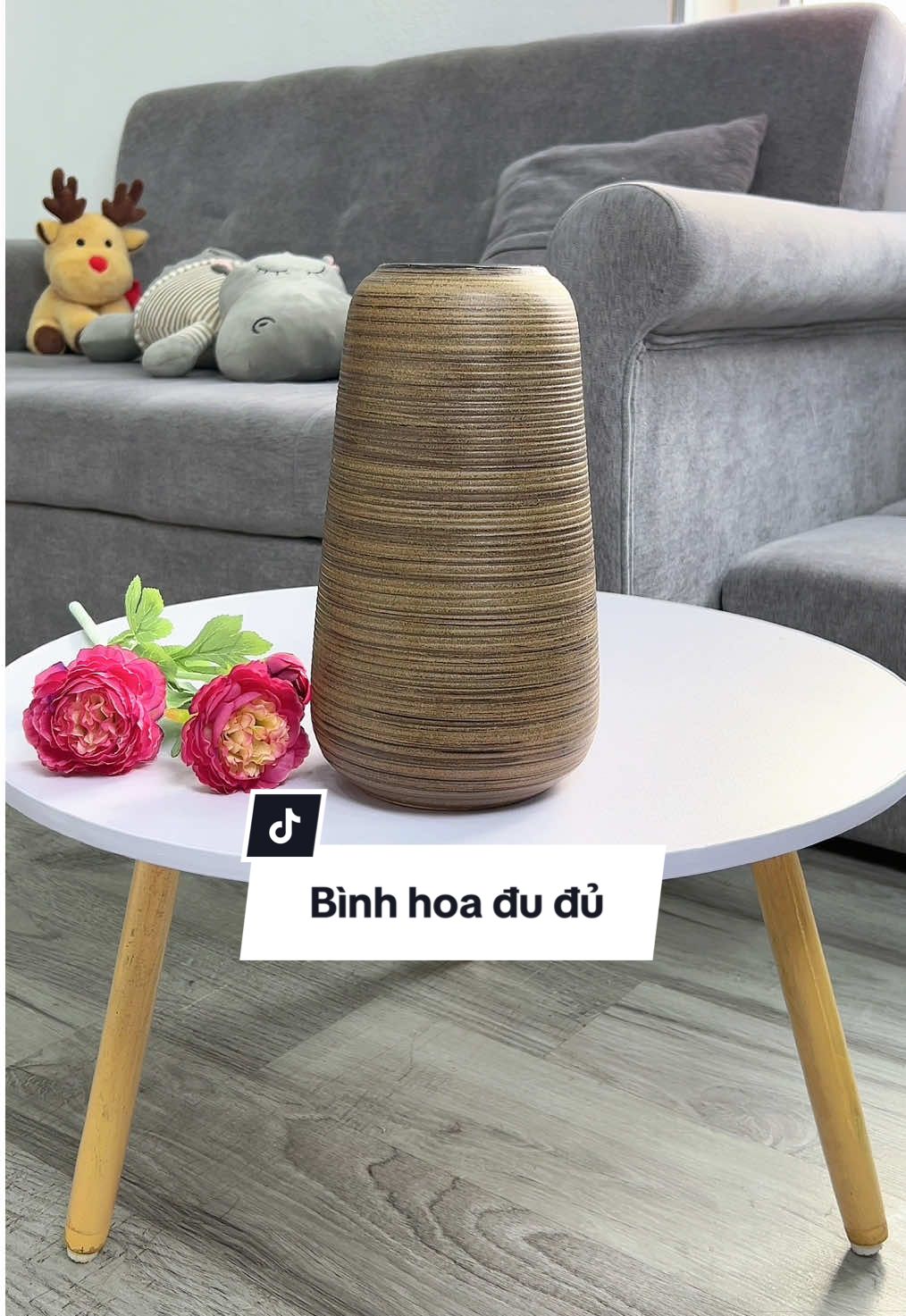 Tết này các bác sắm bình hoa đẹp để cắm hoa nha. #changreview23 #binhhoa  #binhhoadep  #binhhoagomsu #binhhoadecor 