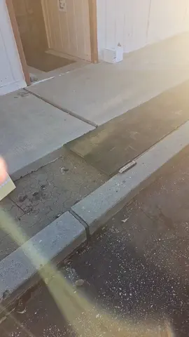 Good morning to all, I hope you are having a better start to your dau than I am. 🤣 #goodmorning #fail #slipandfall #funny 