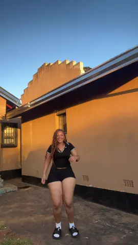 DC: @MIRA_CLE🌟. #fypシ゚ #trend #shantay_m 