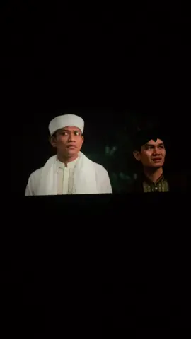 #agaklaen Hampir lepas lambung ku ketawa 