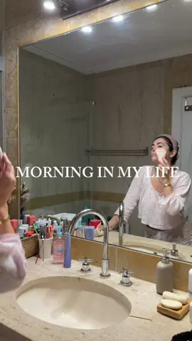 Trying something new today 🫶 I never really film these mini vlogs because I’m not the best at editing 😂 but I want to get into them more! Spent a slow Sunday morning with my family 💕 skincare, groceries, cuddles & a quick workout! Let me know… should I do more of these? #morningvlog #slowsunday #sundaymorning #dayinthelife #MomsofTikTok         