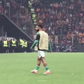 Sen bizim golcü kanat açlığımızı söndür bizde senin coşkulu taraftar açlığını.. #mohamedsalah#fenerbahçe#fyp 