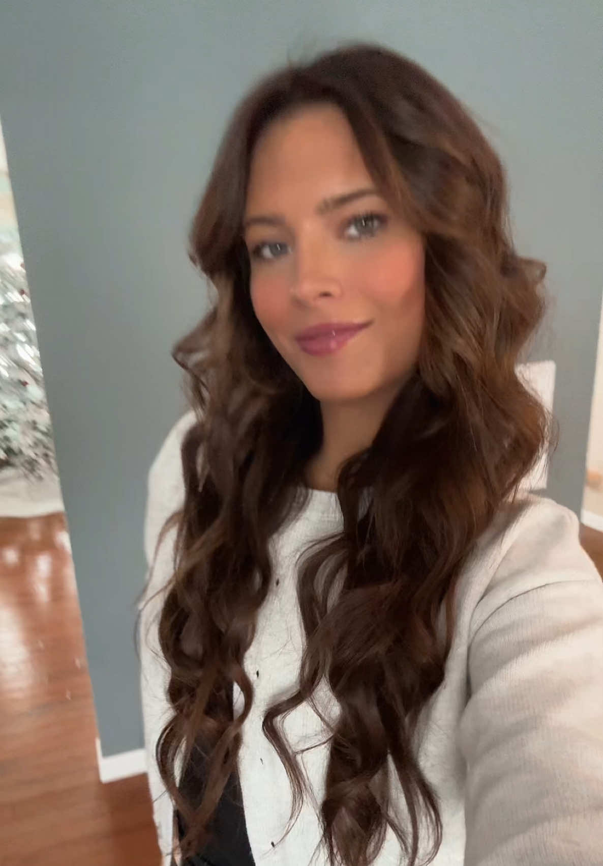 Dark is back #hair #dye #brunnette 