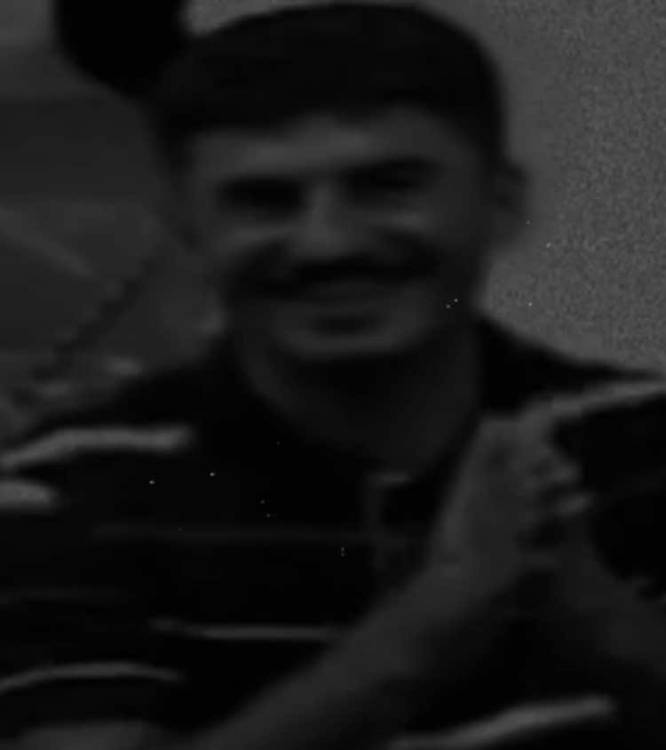 #goraniinzibat #goranenzibat #goranikurdi تۆ کە پشتت لەمن کرد🖤🖤