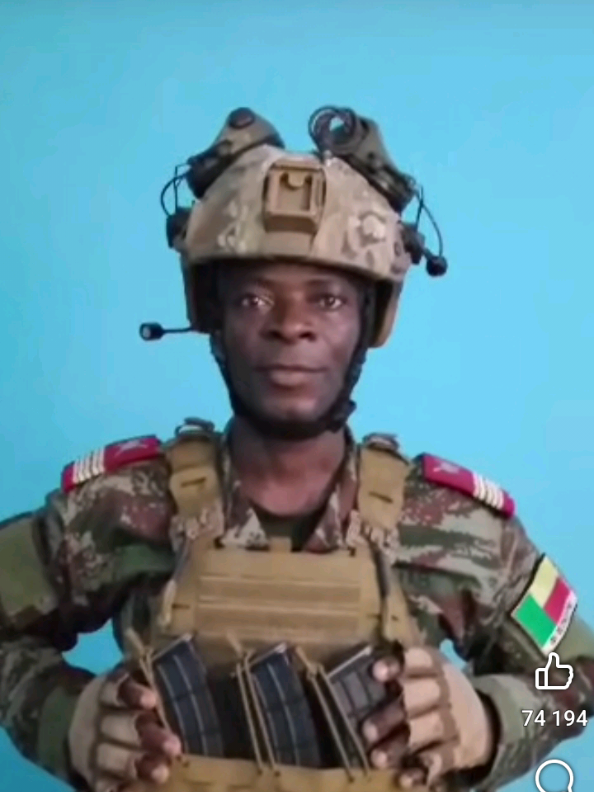 SORTEZ C'EST GÂTER ENCORE AU BENIN:  VOICI OU SE CACHE LE FAMEUX COLONEL FAISEUR DE COUP D'EΤΑΤ 