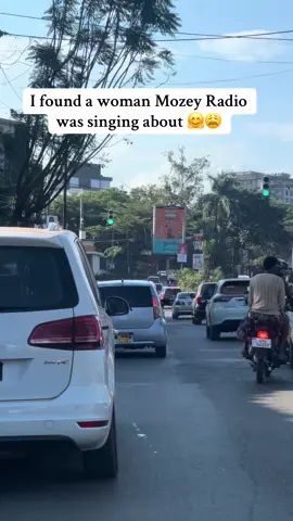 🤭 #mozeyradio #ray #lovepoetry 