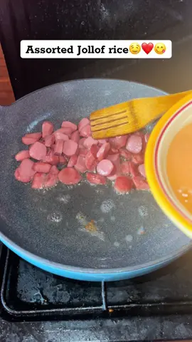 #assortedjollofrice #food #cookingvlog #creatorsearchinsights #blowthisup @Queen🦋❤️ @Angela @~Miz_Nhyira~♊️ @Rena🏆⭐🤎🌟🩵 @girlies_sister.1 @Lenses & Eyewear in Ghana 🇬🇭 @_soft.mannie 