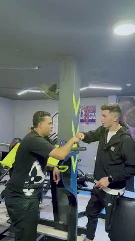 😂😂😂 @👑 عمر 👑 @el pop @medo0o49 