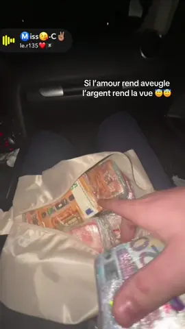 @r.lb17 #argent #pourtoiii 