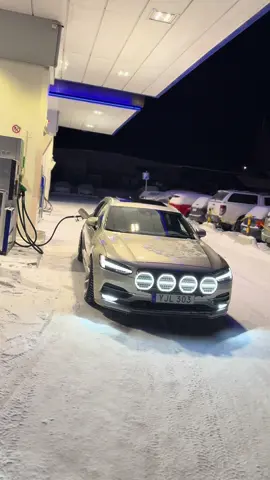 🥱 #vågravägrafas2 #v90 #ragg #volvo #eltongillarmos 