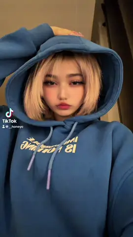 I need to know 💙 #fyp #wlw #فوريو 