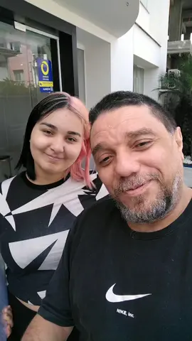 O bebê vai nascer mês que vem, a Suelen está com 8 meses de gestação...