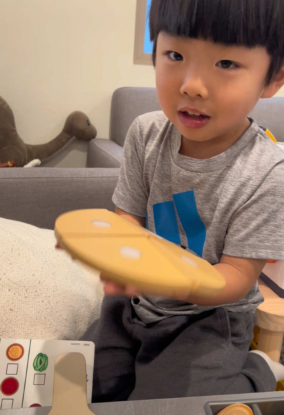 Tried this brand new one week old pizza store. I was the only customer. Unique concept of build your own pizza where the owner lets you participate in actually making your pizza. He was very friendly and nice. His pizza dough kneading skill was out of this world. The pizza was delicious and I would recommend 10/10. #fyp 