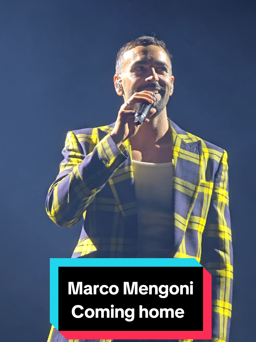 @Marco Mengoni performing Coming home in London 07/12/2025 #marcomengoni #o2kentishtownforum #london 